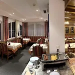 Garni Martina 4*