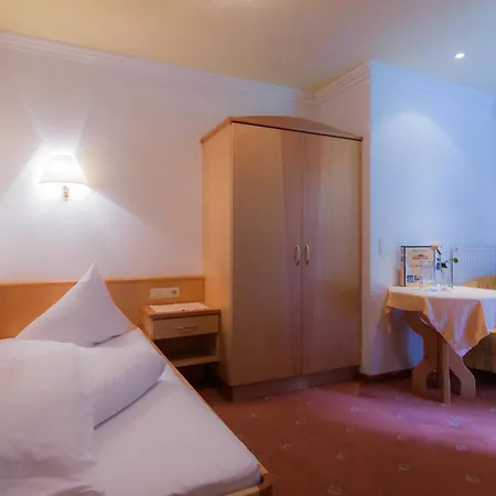 Bed & Breakfast Garni Martina
