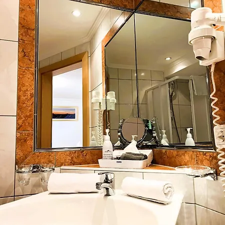 Bed & Breakfast Garni Martina Ischgl