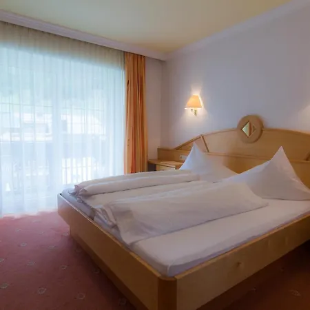 Bed & Breakfast Garni Martina Ischgl