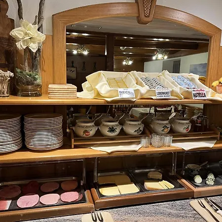 فندق مبيت وإفطار Garni Martina