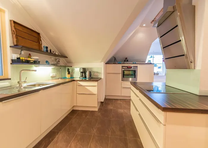 Garni Martina Bed & Breakfast 4*