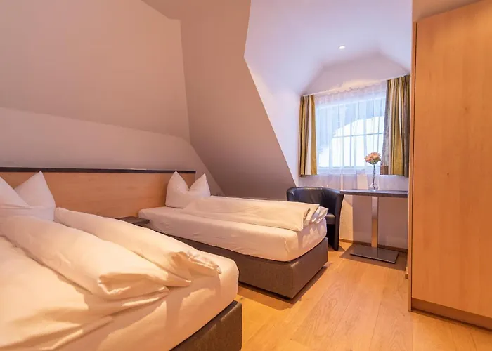 Garni Martina אישגל