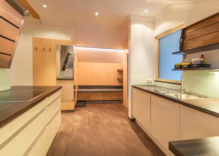 Bed & Breakfast Garni Martina 4*