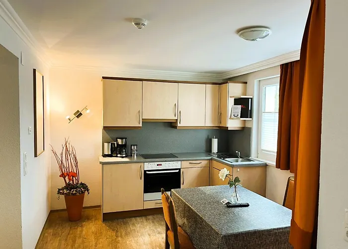 Garni Martina Bed & Breakfast 4*