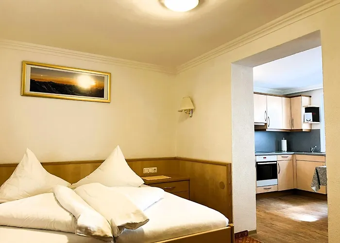 Bed & Breakfast Garni Martina Ischgl