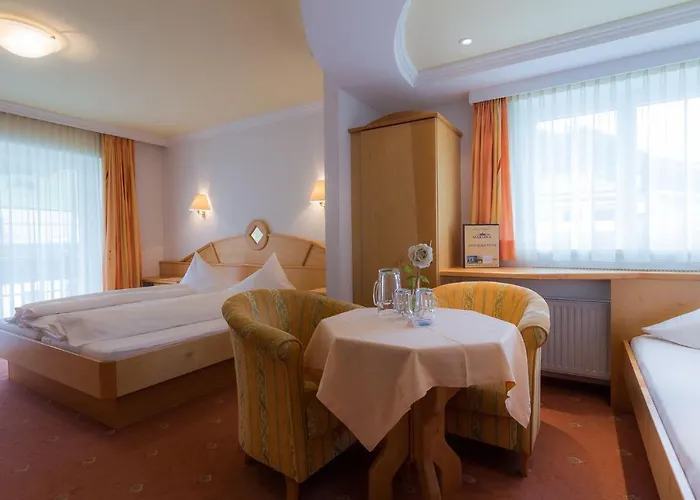 Garni Martina Bed & Breakfast 4*