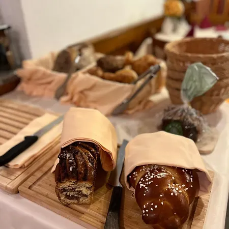 Garni Martina 住宿加早餐酒店 4*